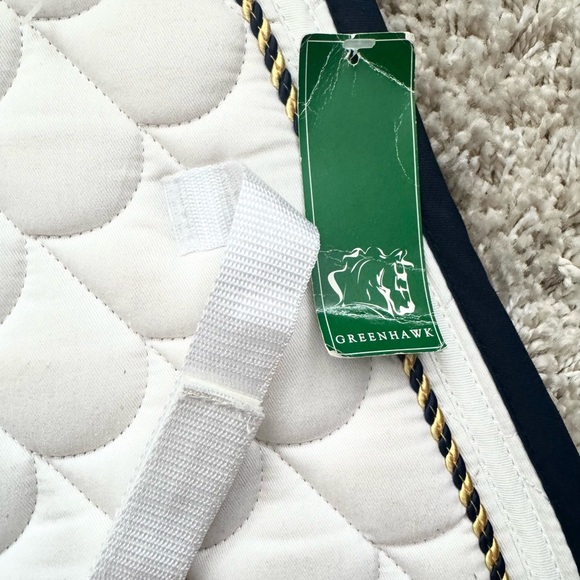 NWT White Quilted Saddle Pad with Navy/Gold Piping - Picture 3 of 7